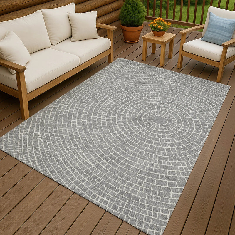 5' X 8' Gray And Ivory Geometric Washable Indoor Outdoor Area Rug Homeroots Outdoor
