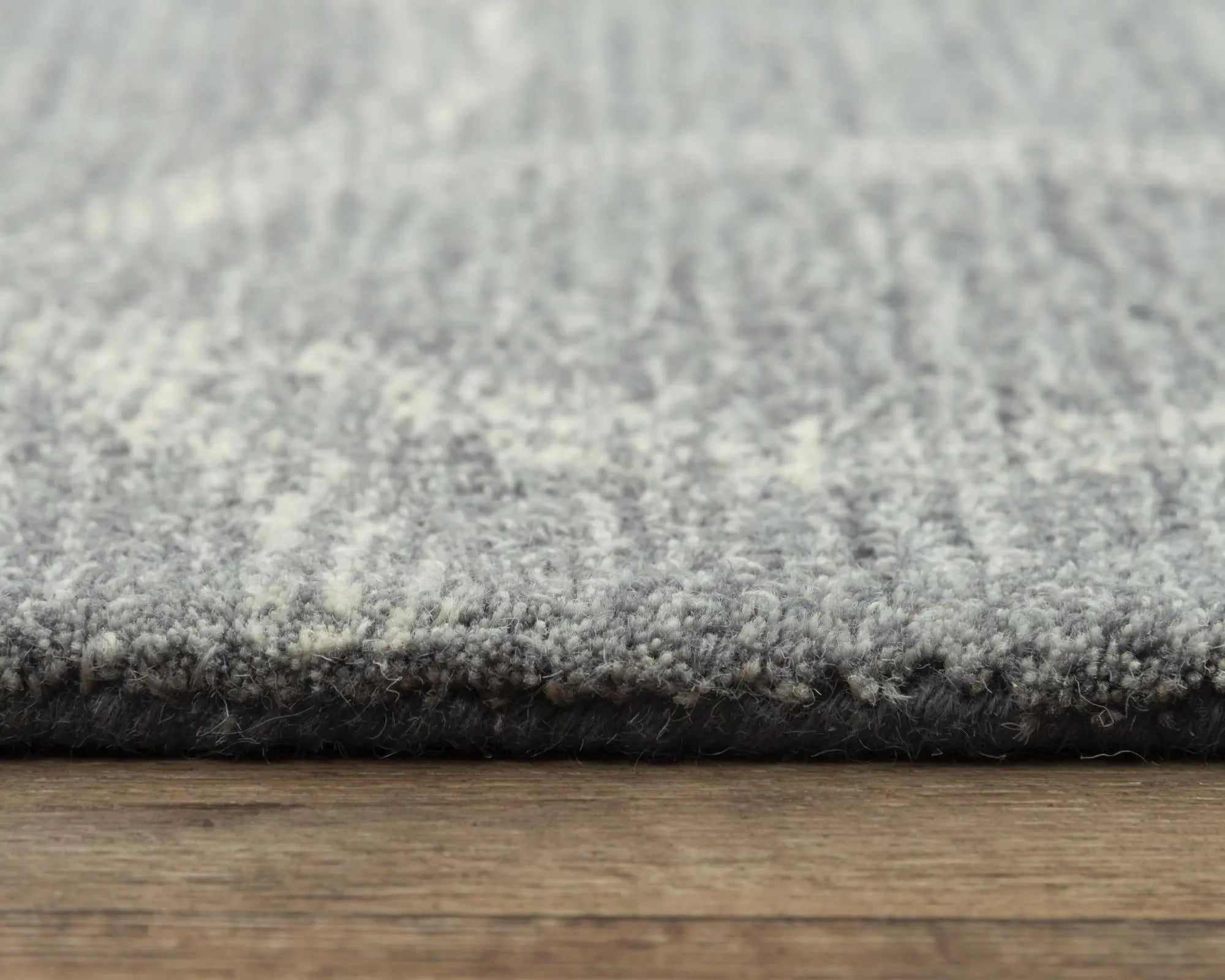 5' X 8' Gray And Light Gray Wool Trellis Hand Tufted Area Rug Homeroots Home Decor
