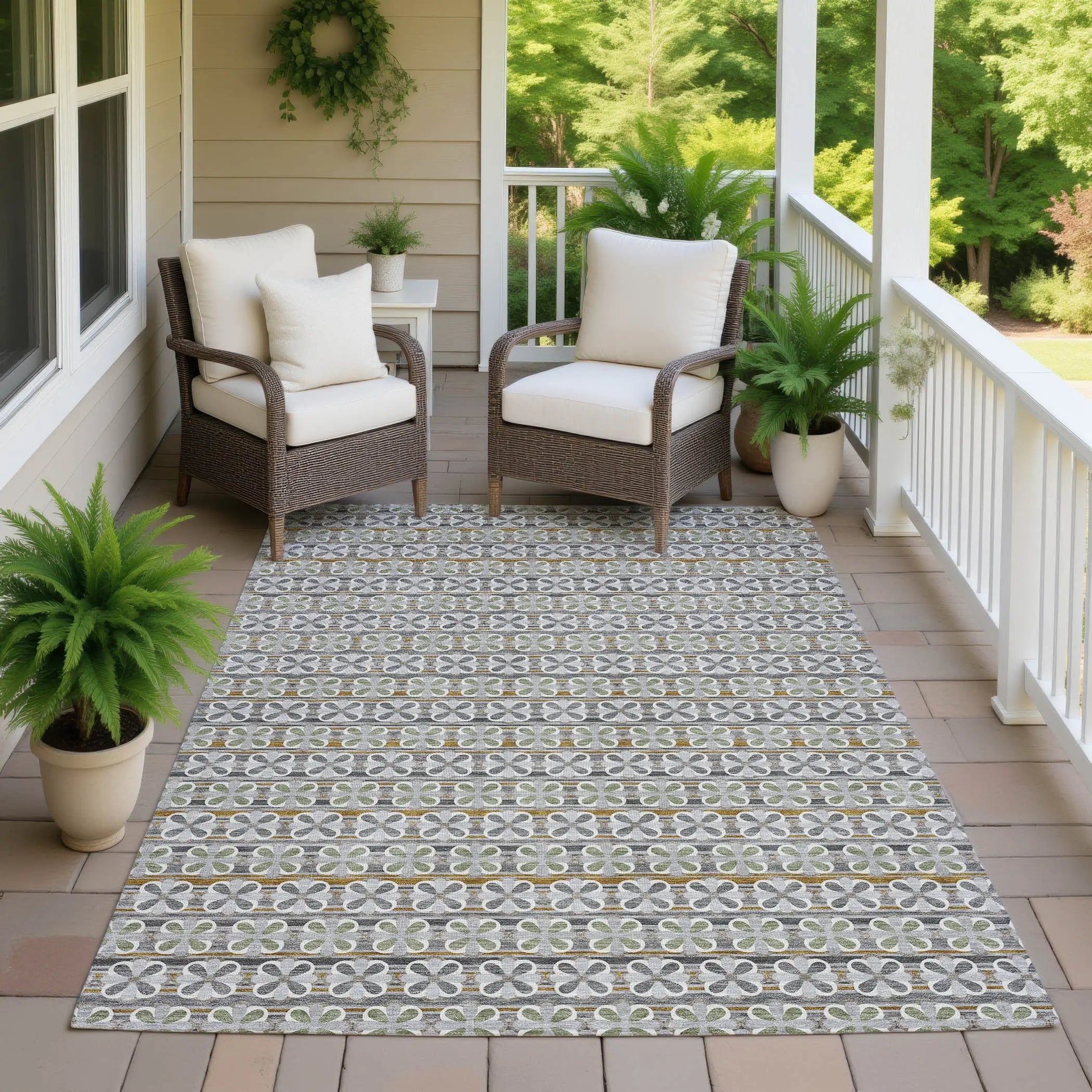 5' X 8' Gray And Pink Striped Washable Indoor Outdoor Area Rug Homeroots Outdoor