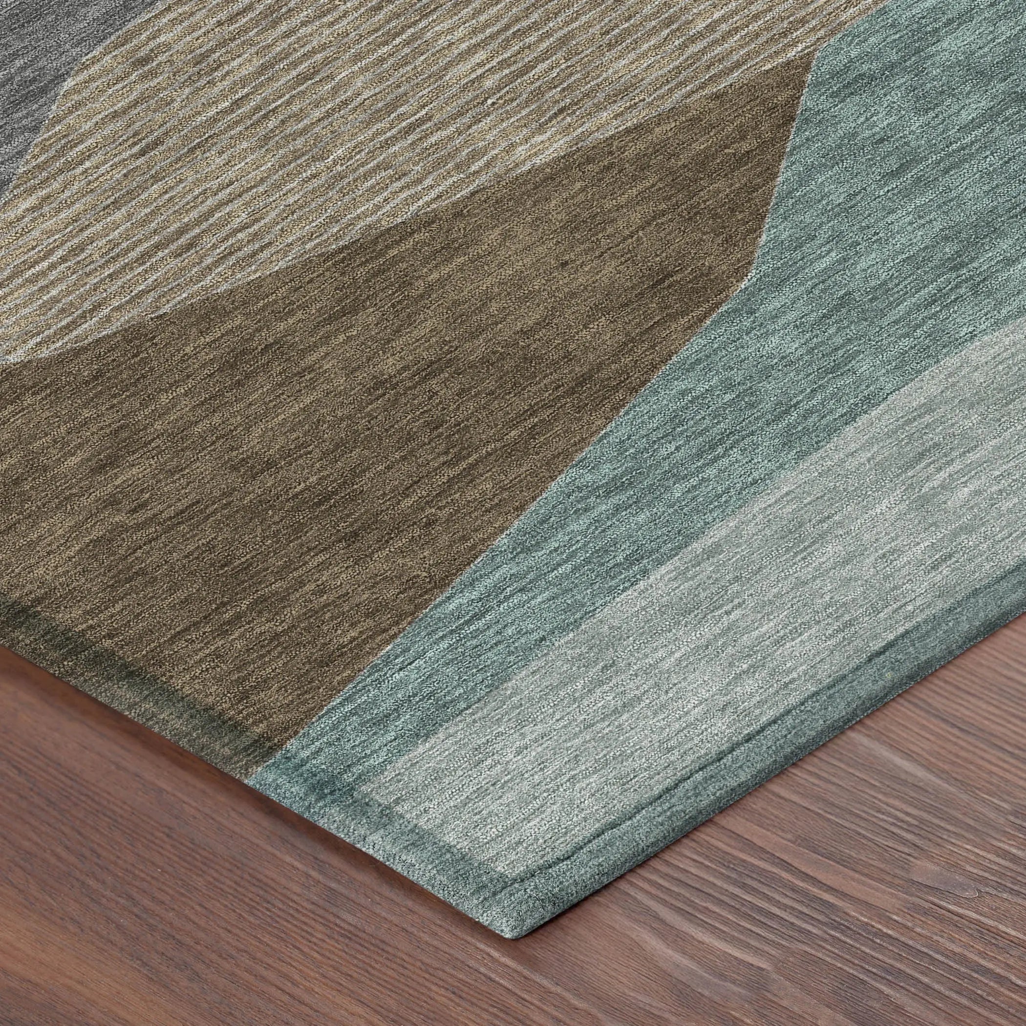 5' X 8' Gray And Silver Geometric Washable Indoor Outdoor Area Rug Homeroots Outdoor