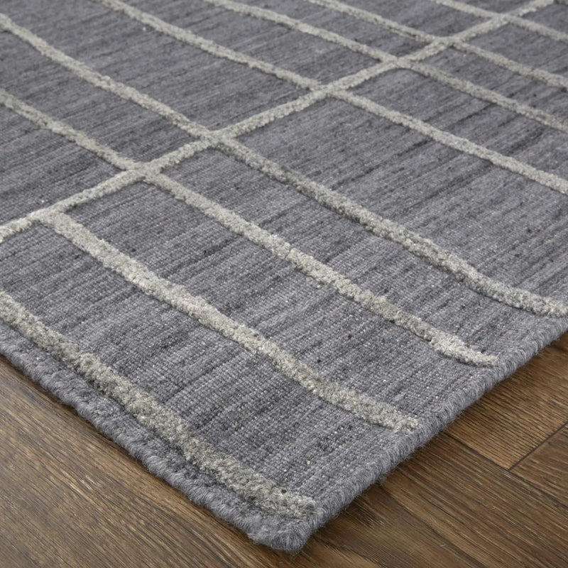 5' X 8' Gray And Silver Hand Woven Area Rug Homeroots Home Decor