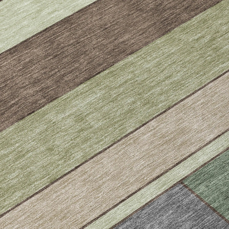 5' X 8' Green And Beige Geometric Washable Indoor Outdoor Area Rug Homeroots Outdoor