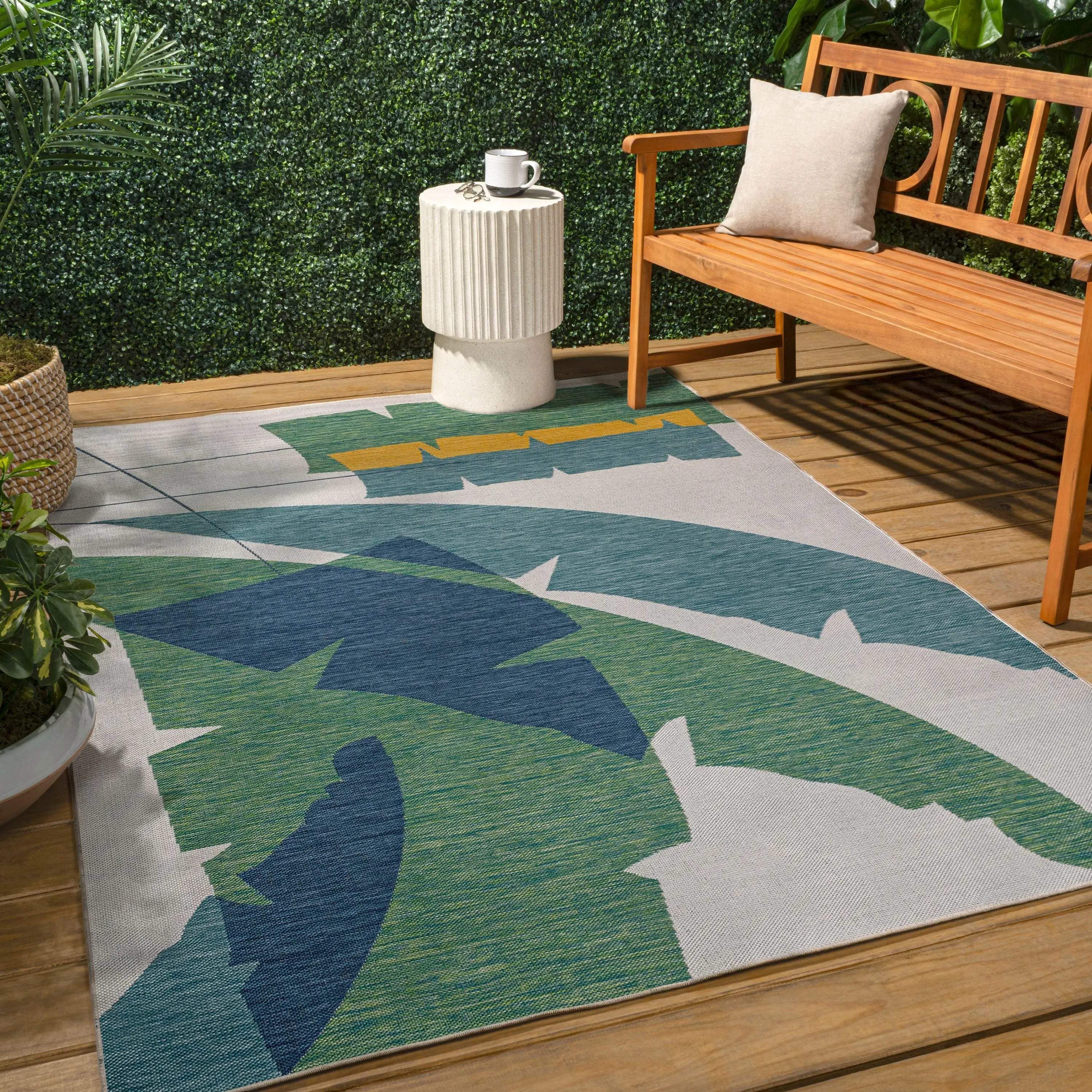 5' X 8' Green And Cream Abstract Indoor Outdoor Area Rug Homeroots Outdoor