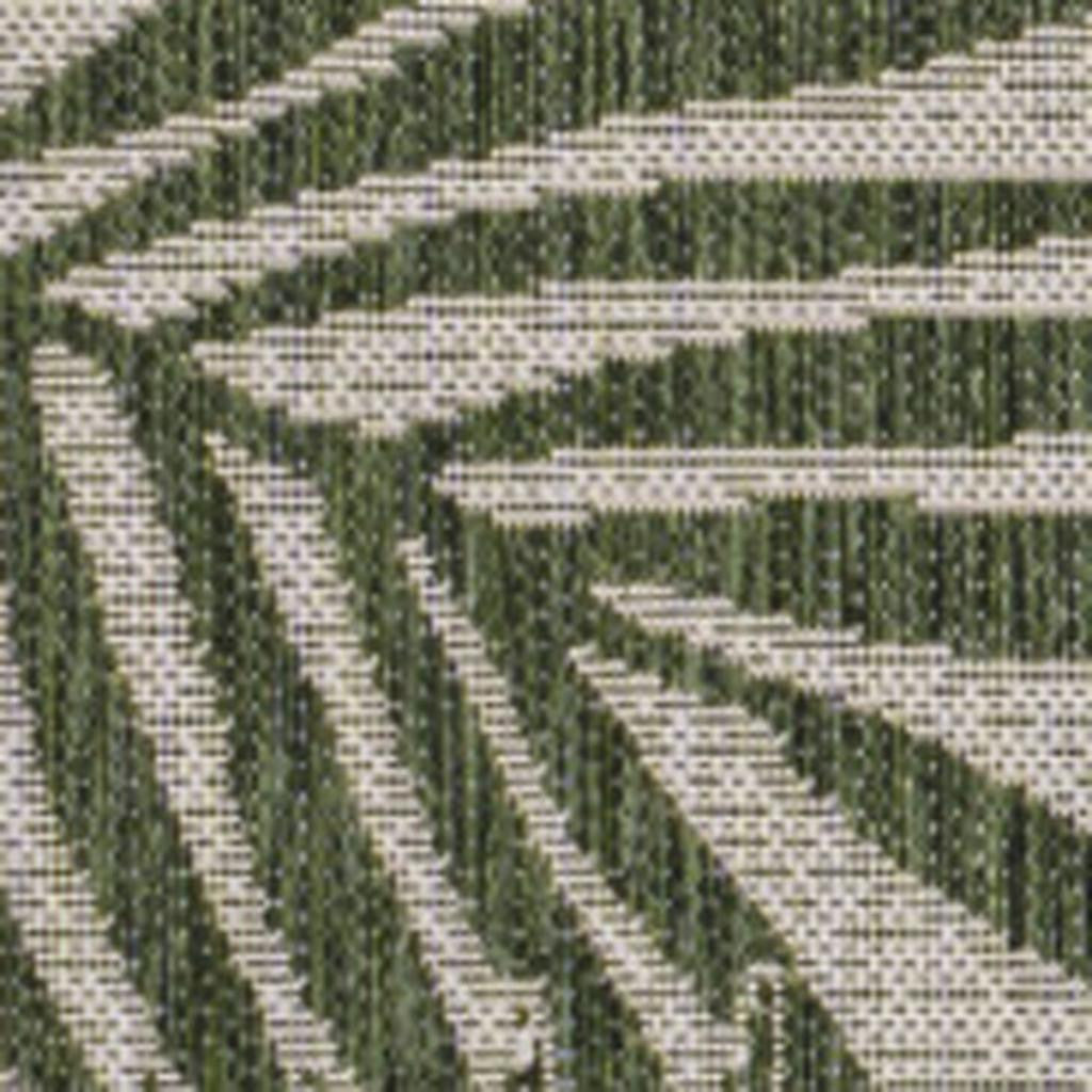 5' X 8' Green And Cream Floral Indoor Outdoor Area Rug - GreatEagleInc