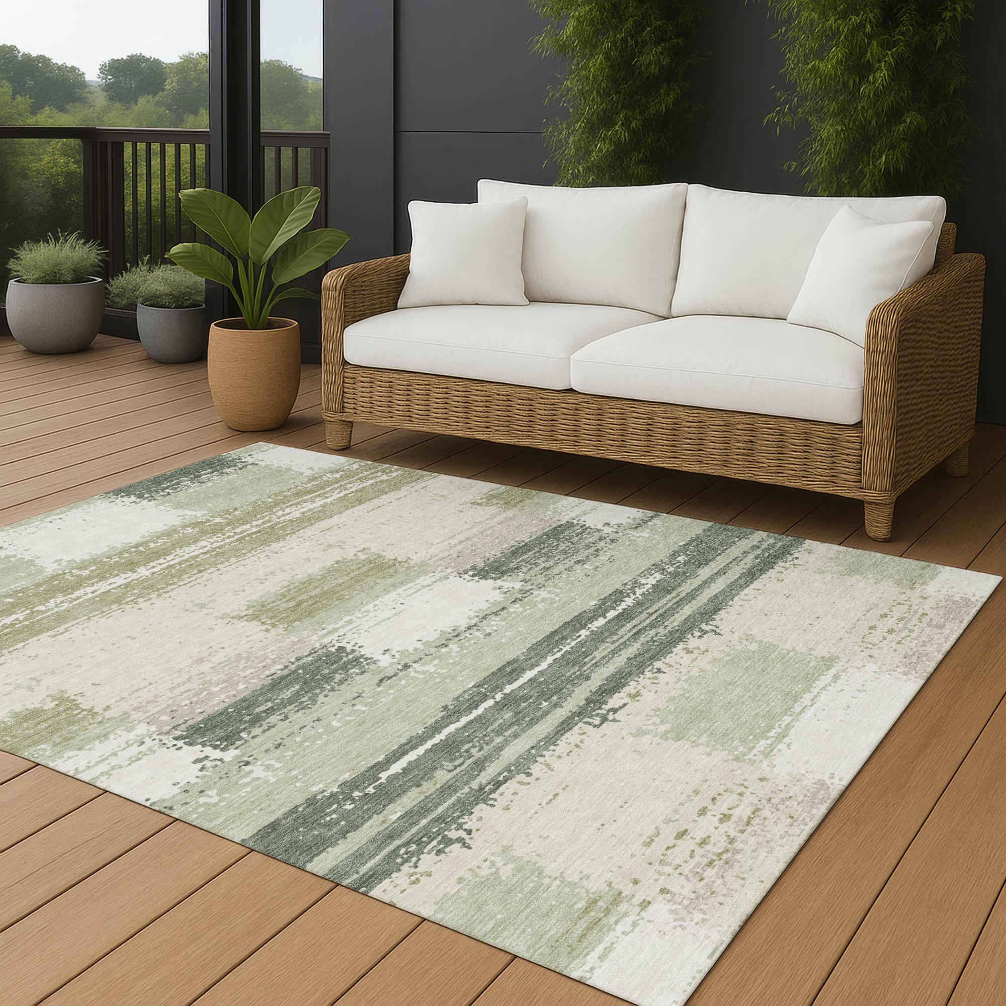 5' X 8' Green And Ivory Geometric Washable Indoor Outdoor Area Rug Homeroots Outdoor