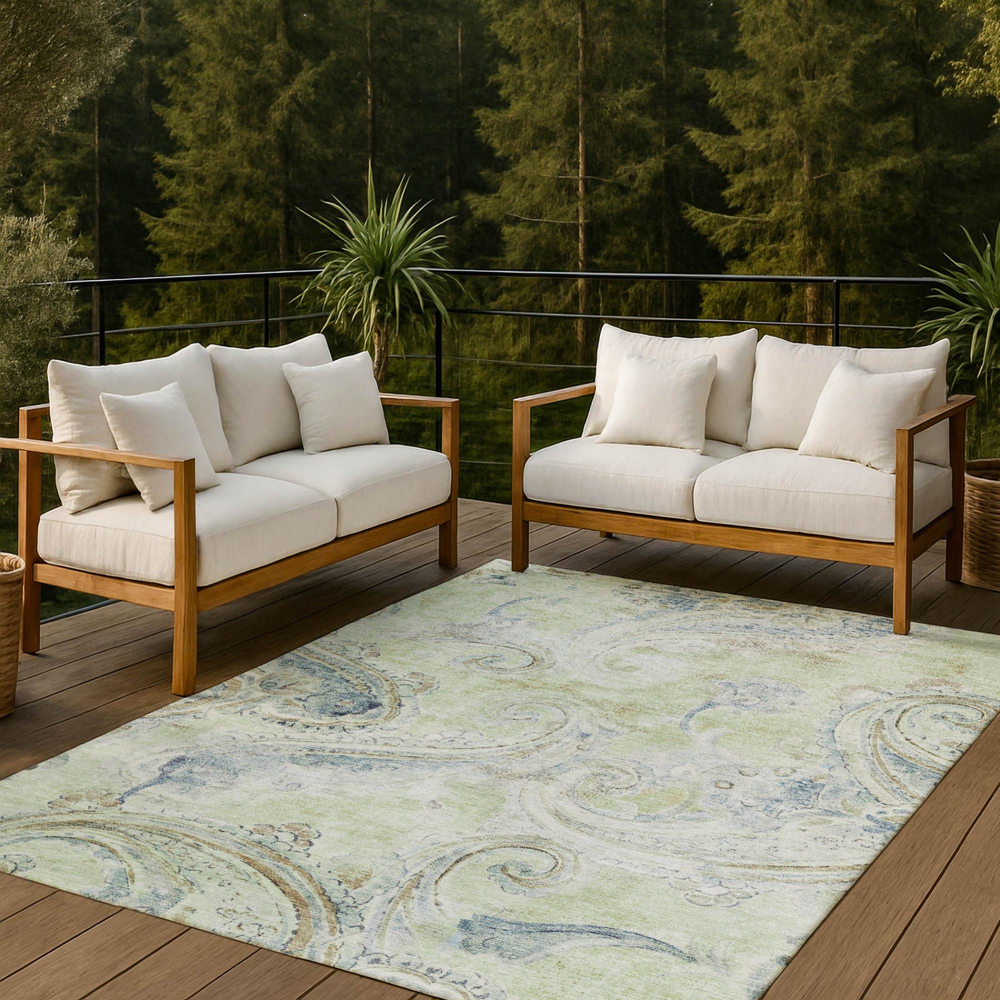 5' X 8' Green And Silver Paisley Washable Indoor Outdoor Area Rug Homeroots Outdoor