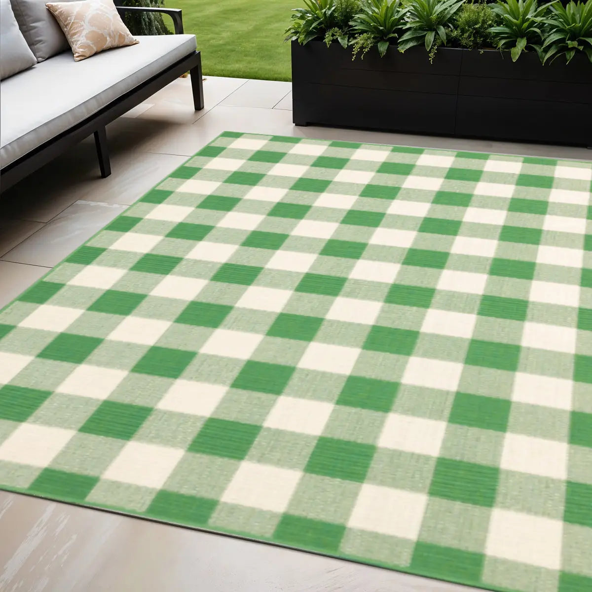 5' X 8' Green and Ivory Geometric Stain Resistant Indoor Outdoor Area Rug Homeroots Outdoor