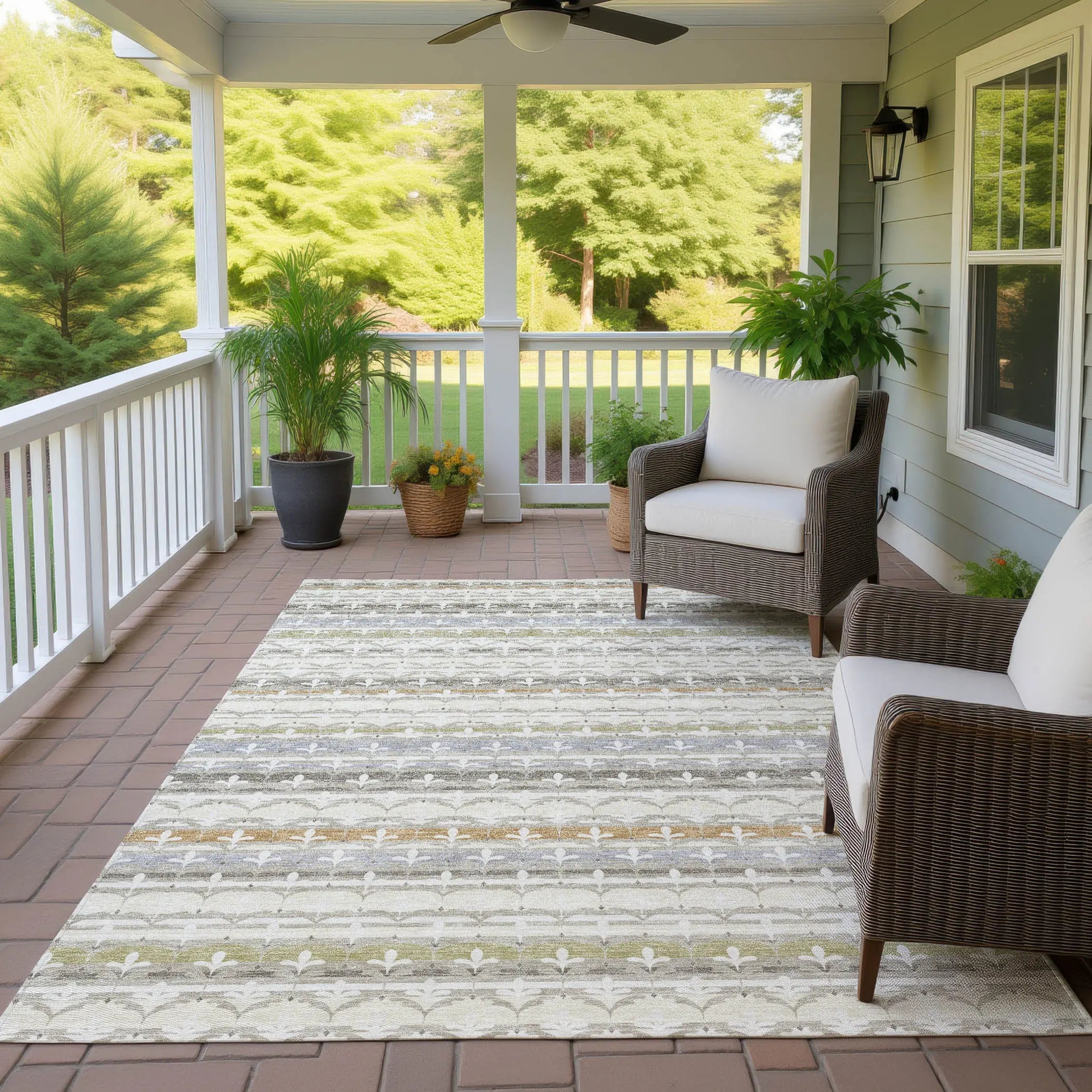 5' X 8' Ivory And Beige Damask Washable Indoor Outdoor Area Rug Homeroots Outdoor
