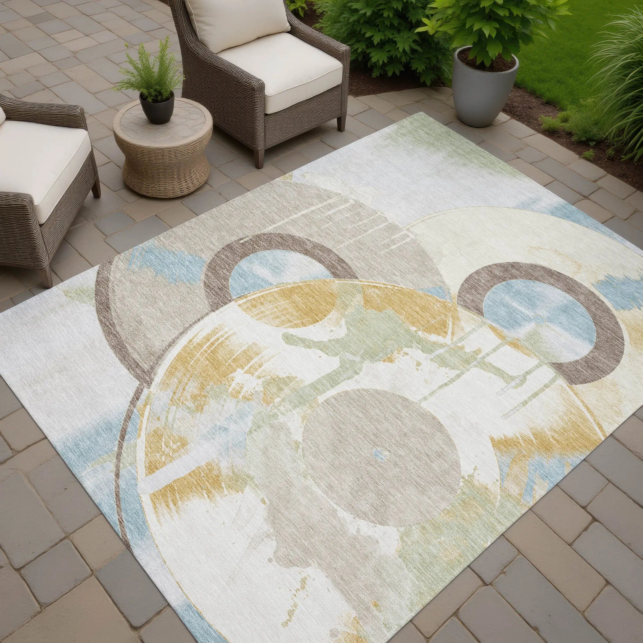 5' X 8' Ivory And Beige Geometric Washable Indoor Outdoor Area Rug Homeroots Outdoor