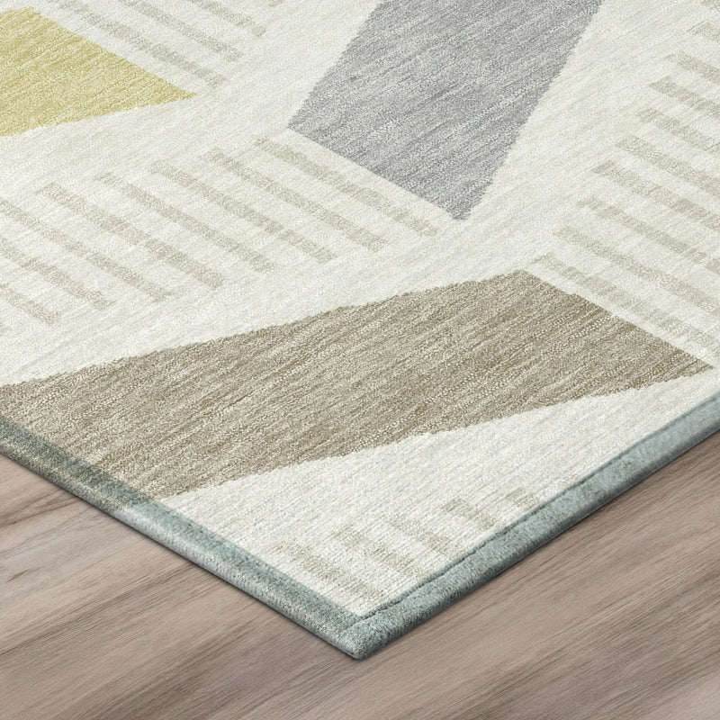 5' X 8' Ivory And Beige Geometric Washable Indoor Outdoor Area Rug Homeroots Outdoor