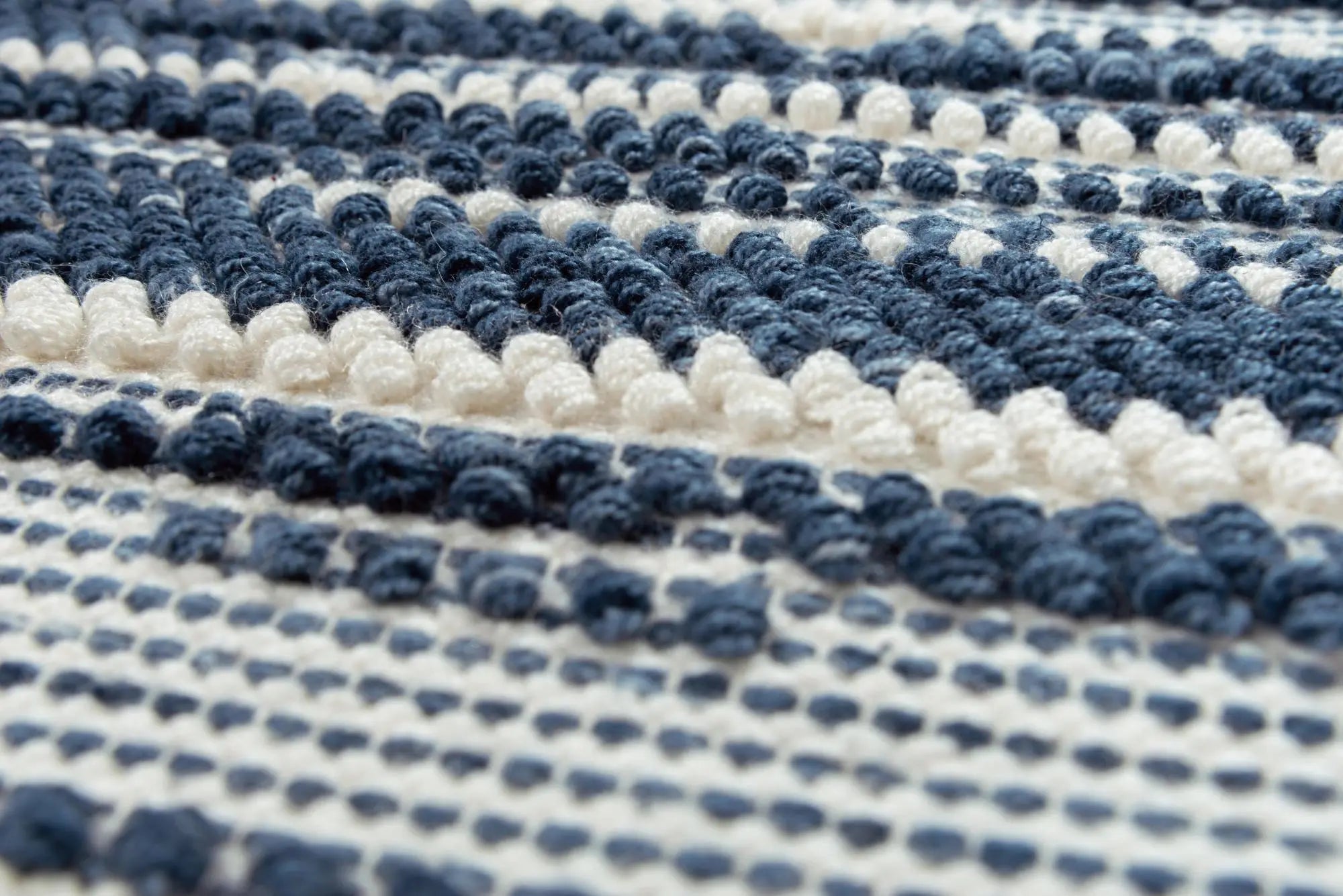 5' X 8' Ivory And Blue Wool Striped Hand Woven Area Rug Homeroots Home Decor