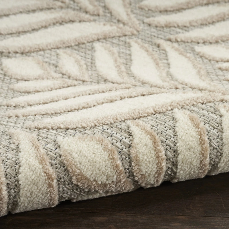 5' X 8' Ivory And Grey Floral Stain Resistant Non Skid Area Rug Homeroots Outdoor