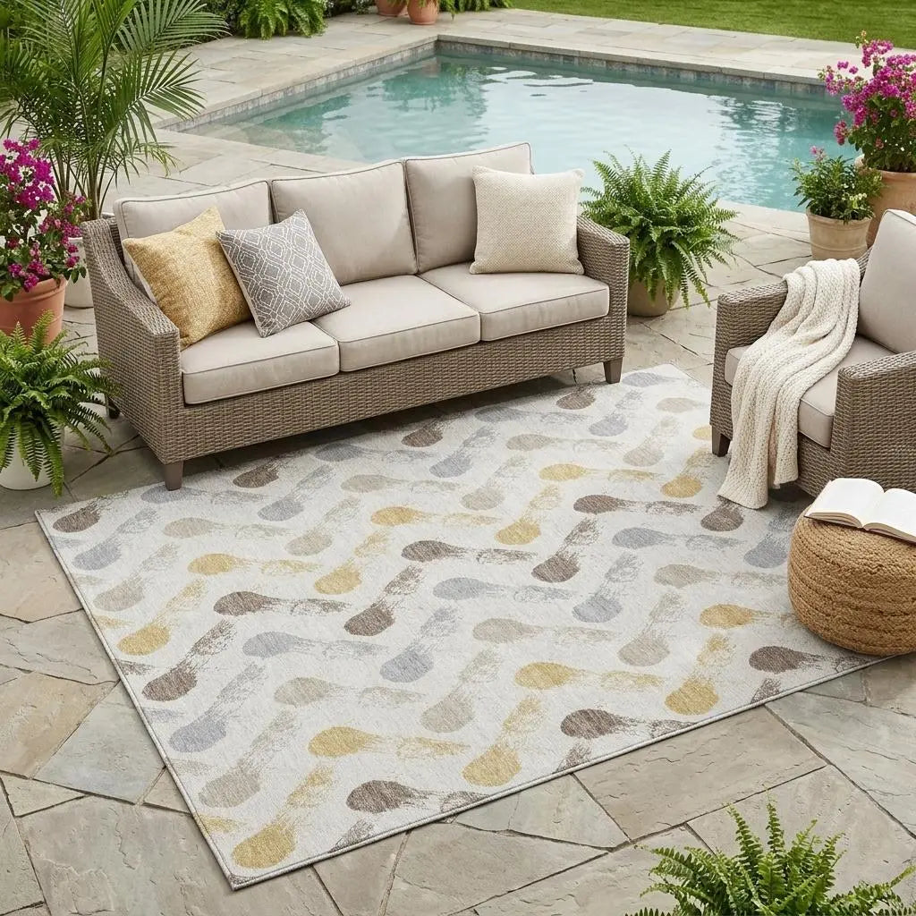 5' X 8' Ivory And Silver Geometric Washable Indoor Outdoor Area Rug Homeroots Outdoor
