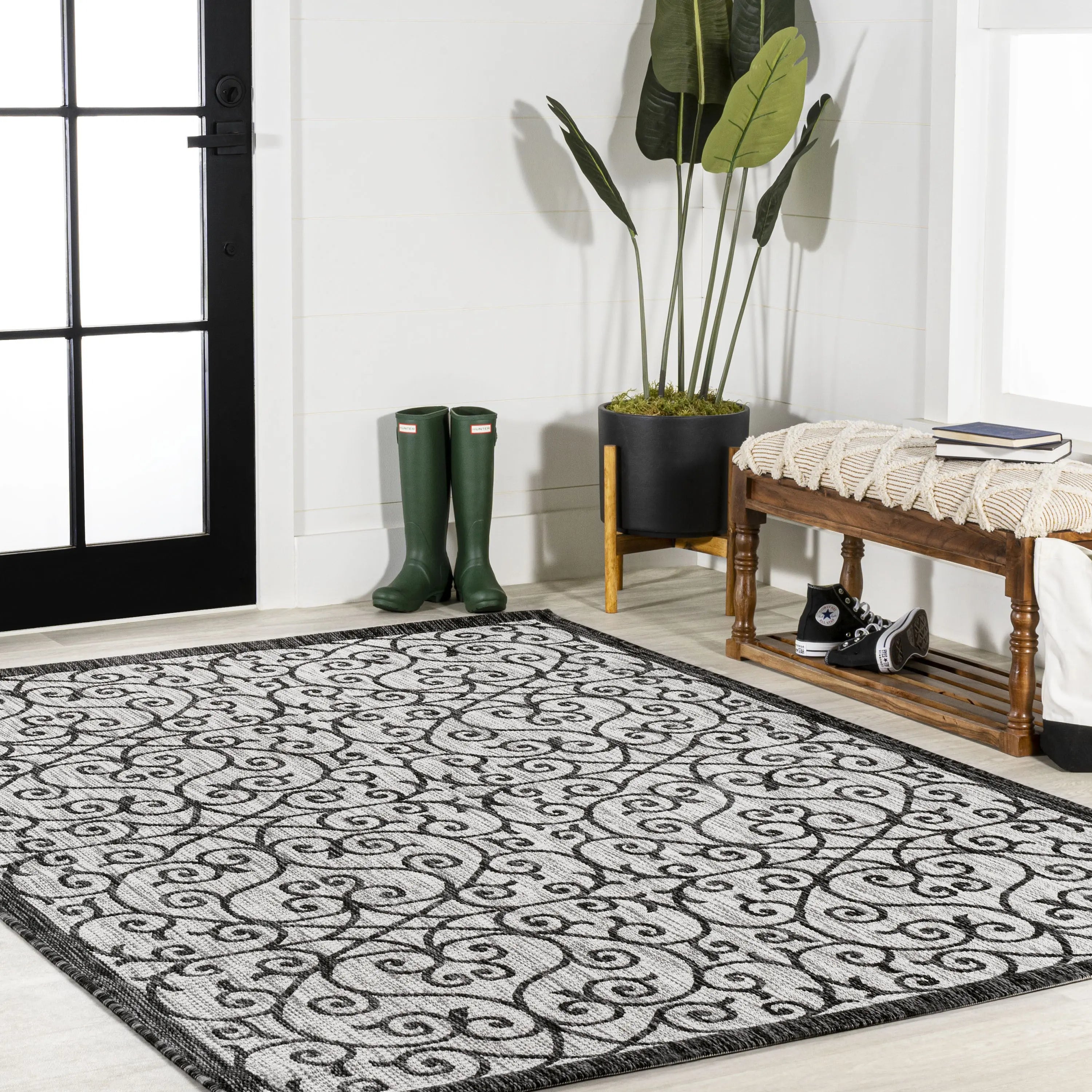 5' X 8' Light Gray And Black Geometric Indoor Outdoor Area Rug Homeroots Outdoor