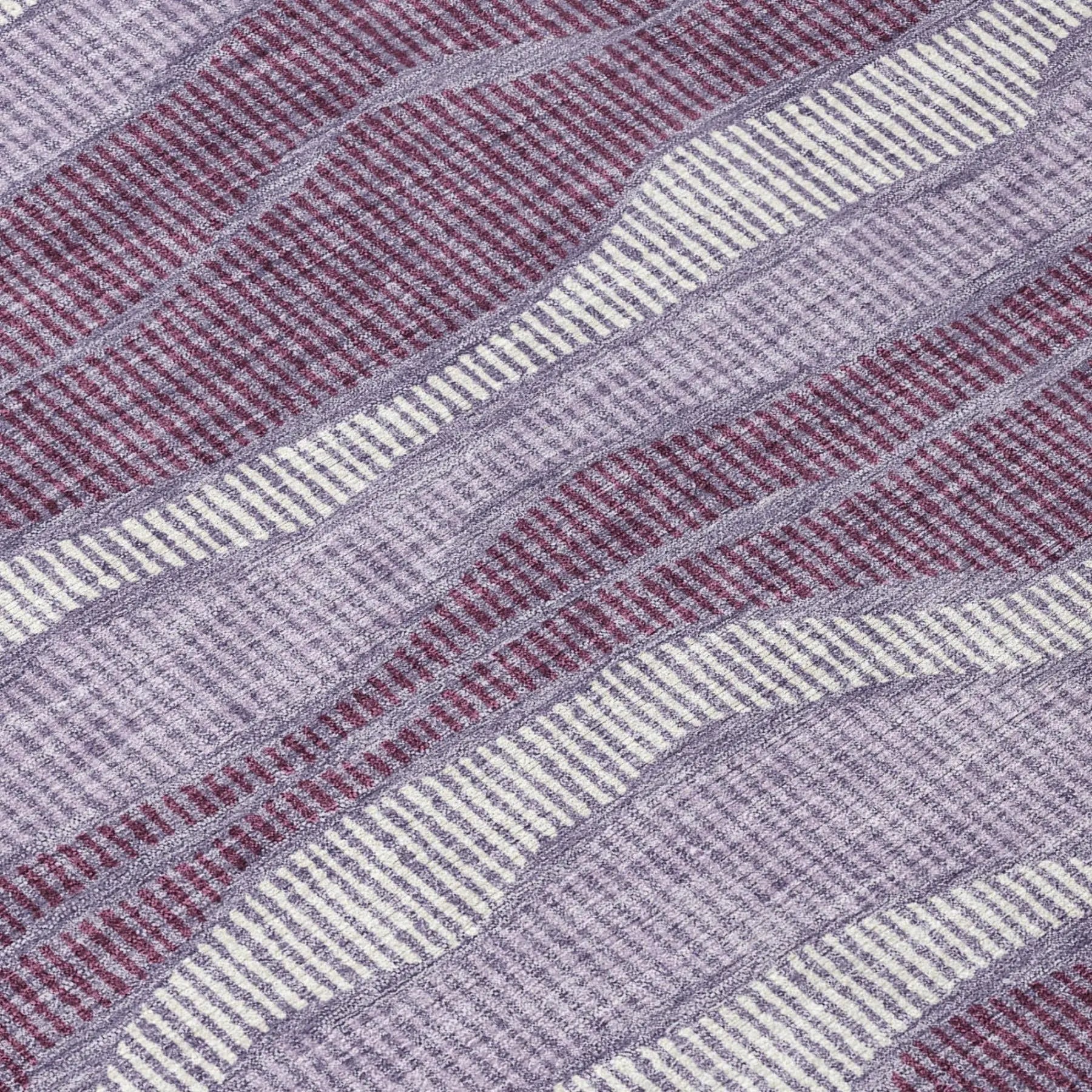 5' X 8' Lilac And Purple Striped Washable Indoor Outdoor Area Rug Homeroots Outdoor