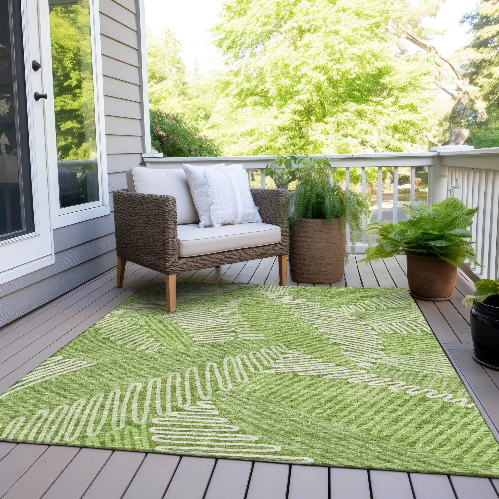 5' X 8' Lime Green And Ivory Floral Washable Indoor Outdoor Area Rug Homeroots Outdoor