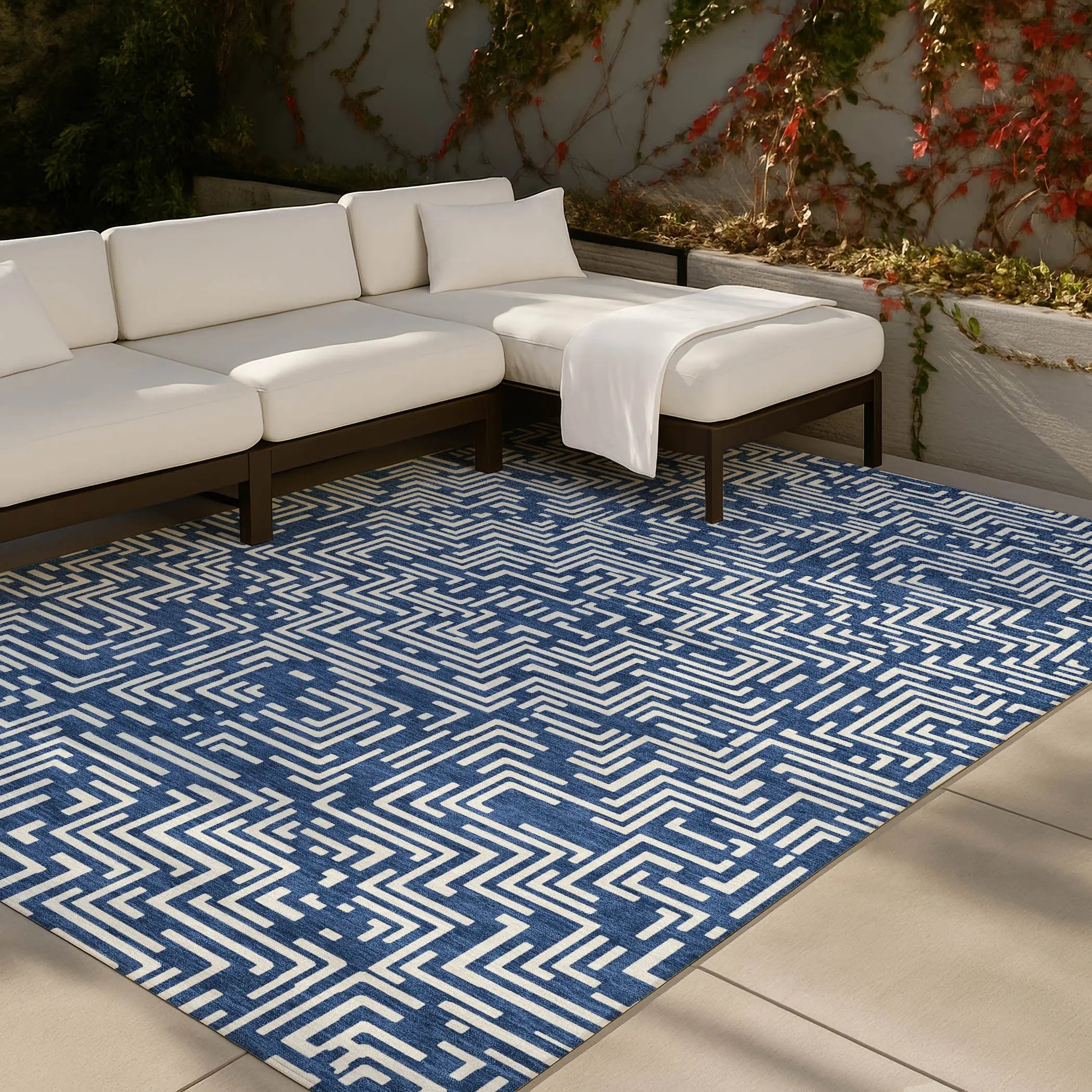 5' X 8' Navy Blue And Beige Geometric Washable Indoor Outdoor Area Rug Homeroots Outdoor
