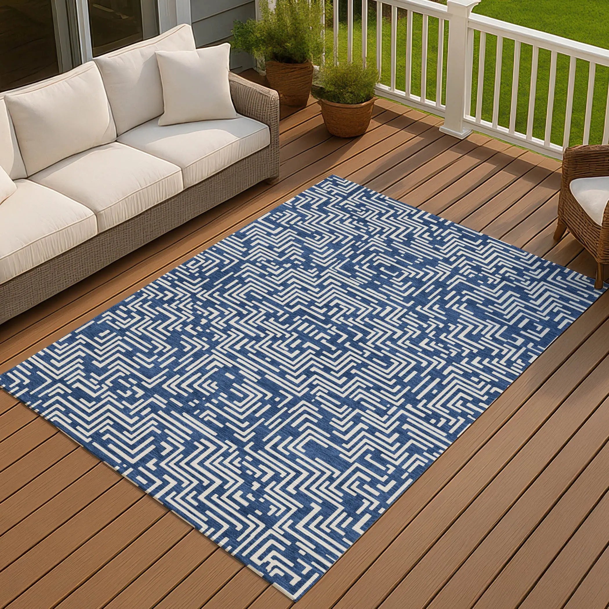 5' X 8' Navy Blue And Beige Geometric Washable Indoor Outdoor Area Rug Homeroots Outdoor