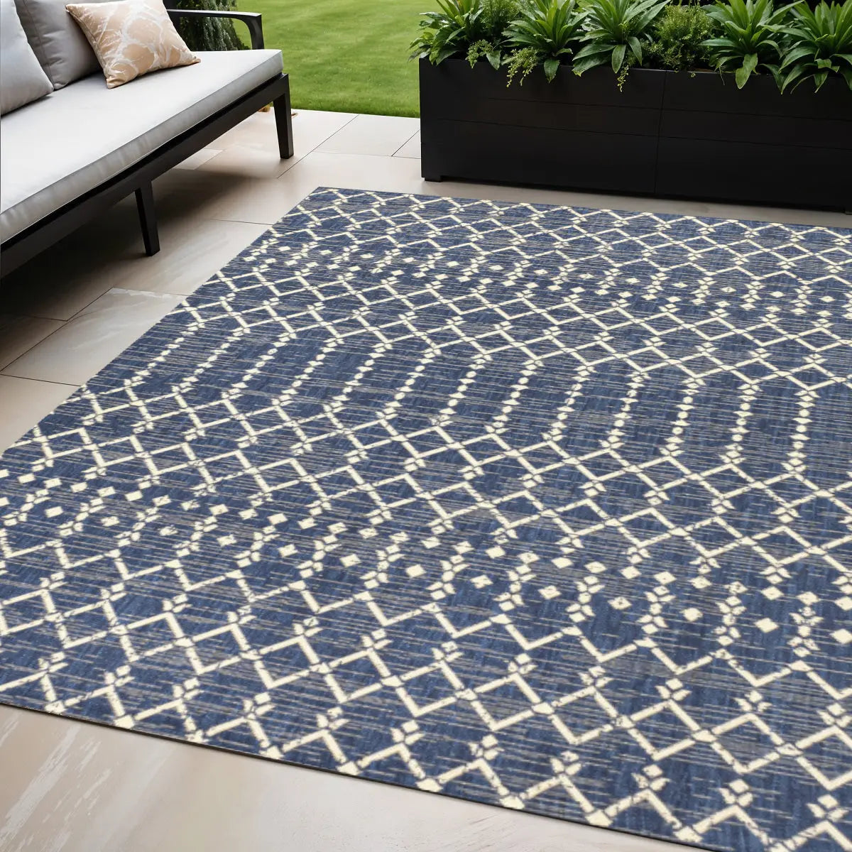 5' X 8' Navy Blue And Beige Trellis Indoor Outdoor Area Rug Homeroots Outdoor