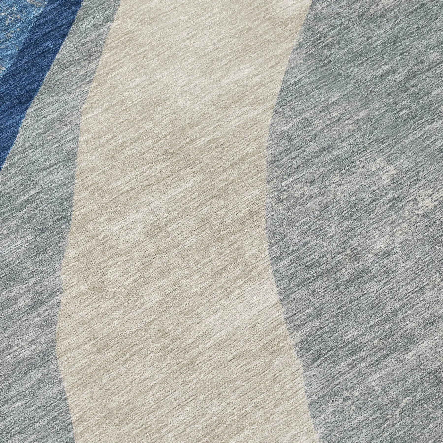 5' X 8' Navy Blue And Blue Abstract Washable Indoor Outdoor Area Rug Homeroots Outdoor