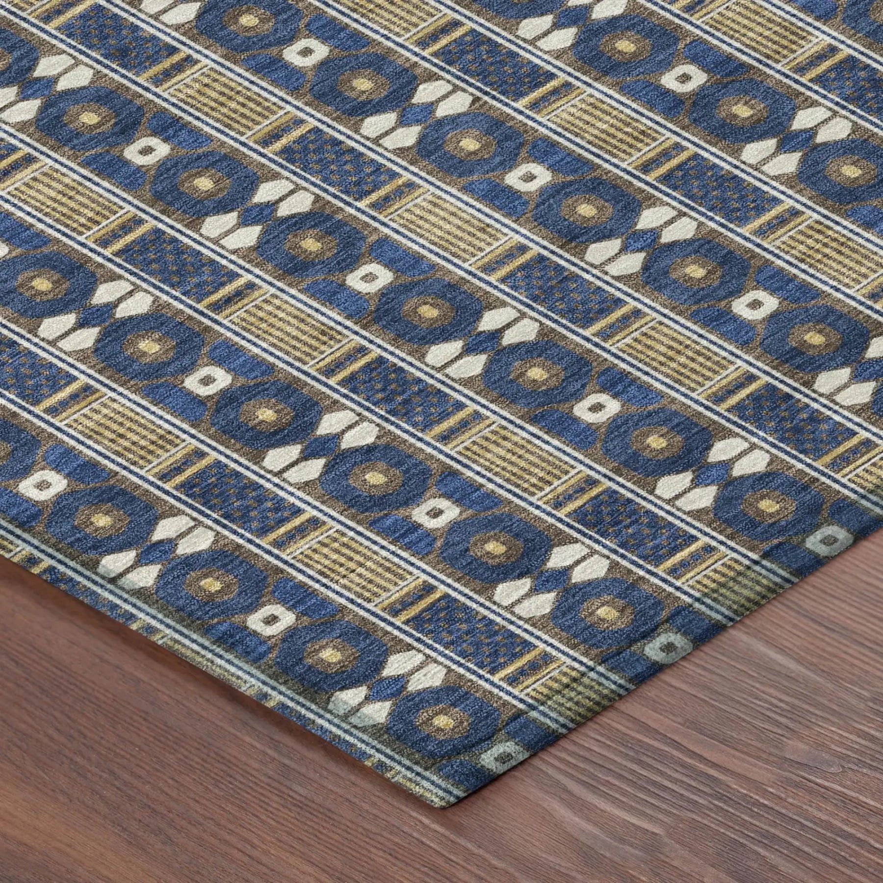 5' X 8' Navy Blue And Blue Striped Washable Indoor Outdoor Area Rug Homeroots Outdoor