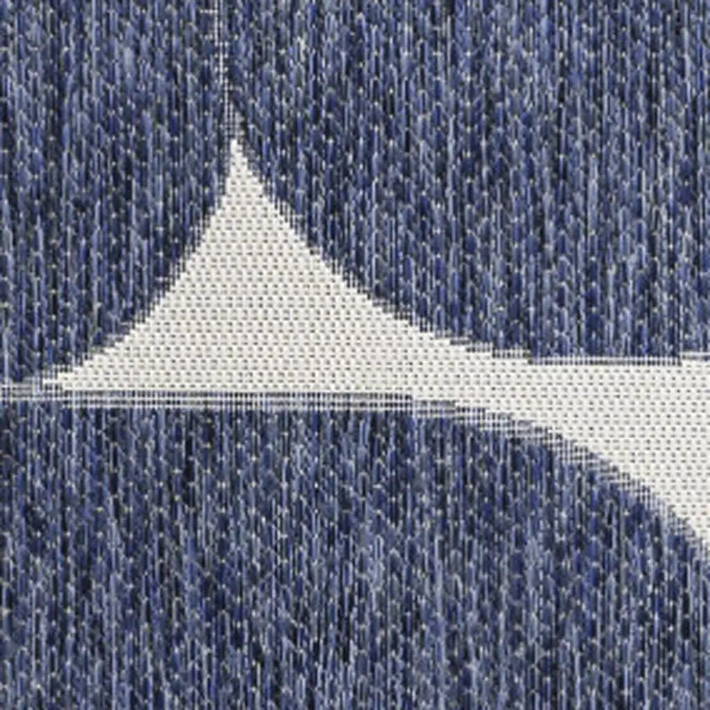 5' X 8' Navy Blue And Cream Geometric Indoor Outdoor Area Rug Homeroots Outdoor