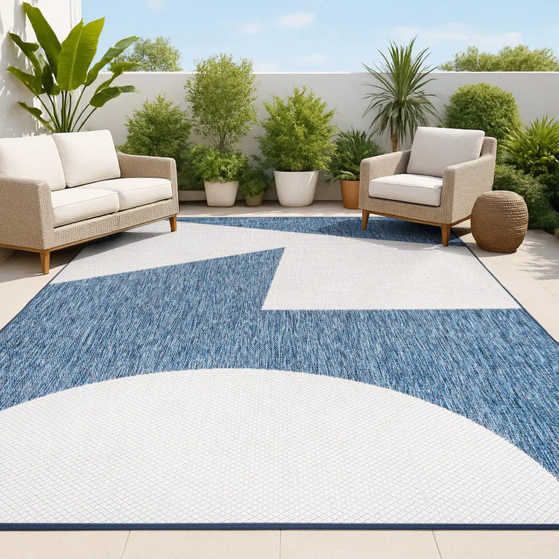 5' X 8' Navy Blue And Cream Geometric Indoor Outdoor Area Rug Homeroots Outdoor