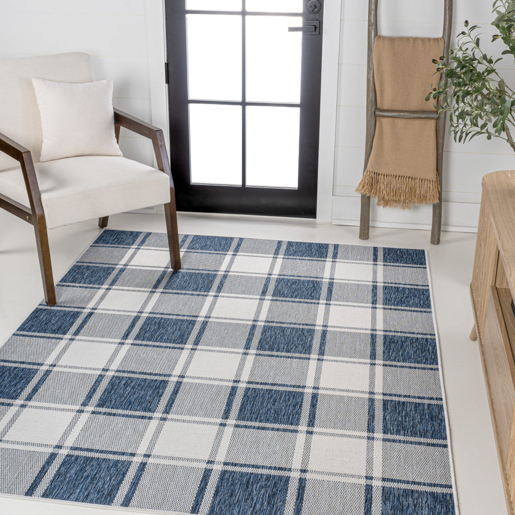 5' X 8' Navy Blue And Cream Gingham Indoor Outdoor Area Rug - GreatEagleInc