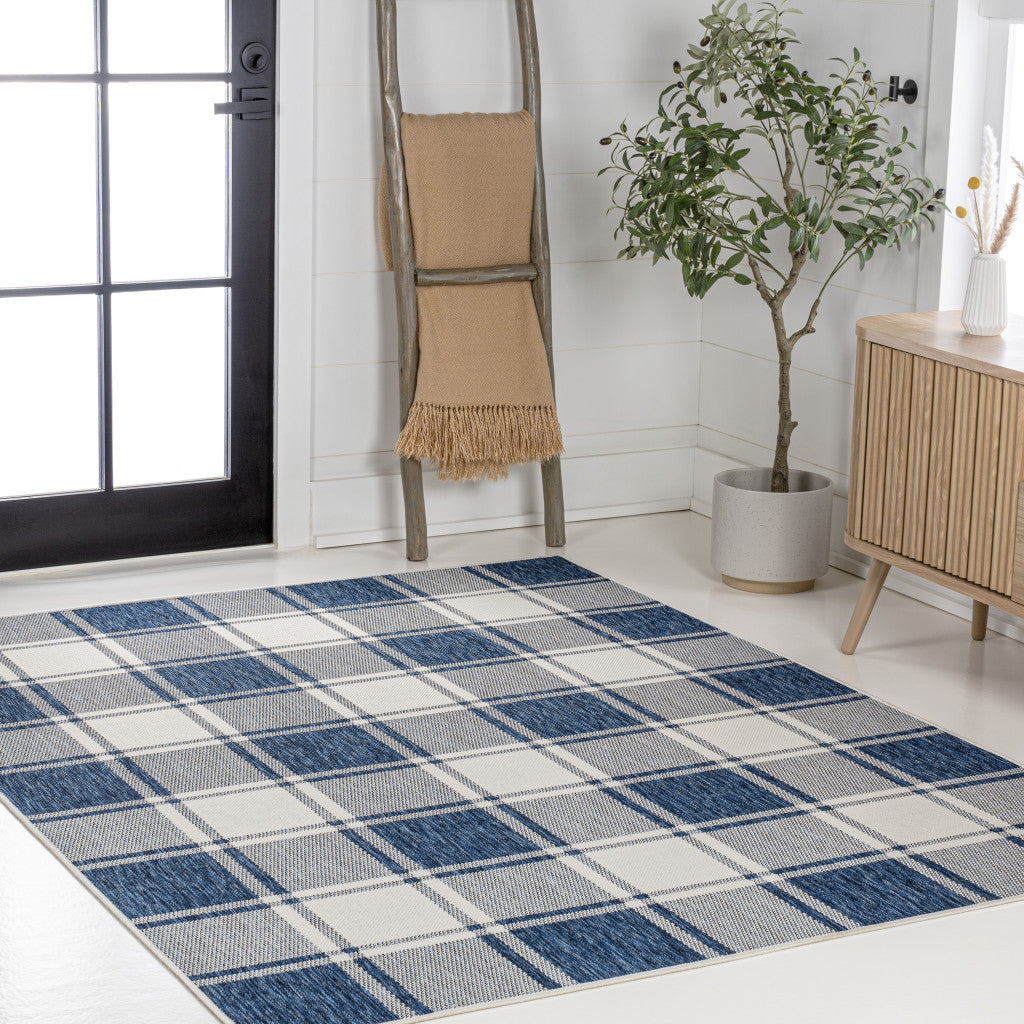 5' X 8' Navy Blue And Cream Gingham Indoor Outdoor Area Rug - GreatEagleInc