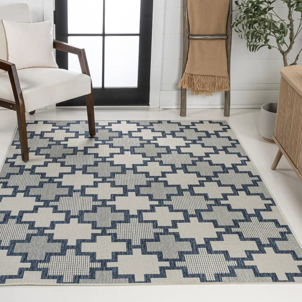 5' X 8' Navy Blue And Cream Trellis Indoor Outdoor Area Rug Homeroots Outdoor