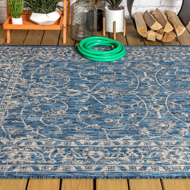 5' X 8' Navy Blue And Gray Medallion Indoor Outdoor Area Rug Homeroots Outdoor