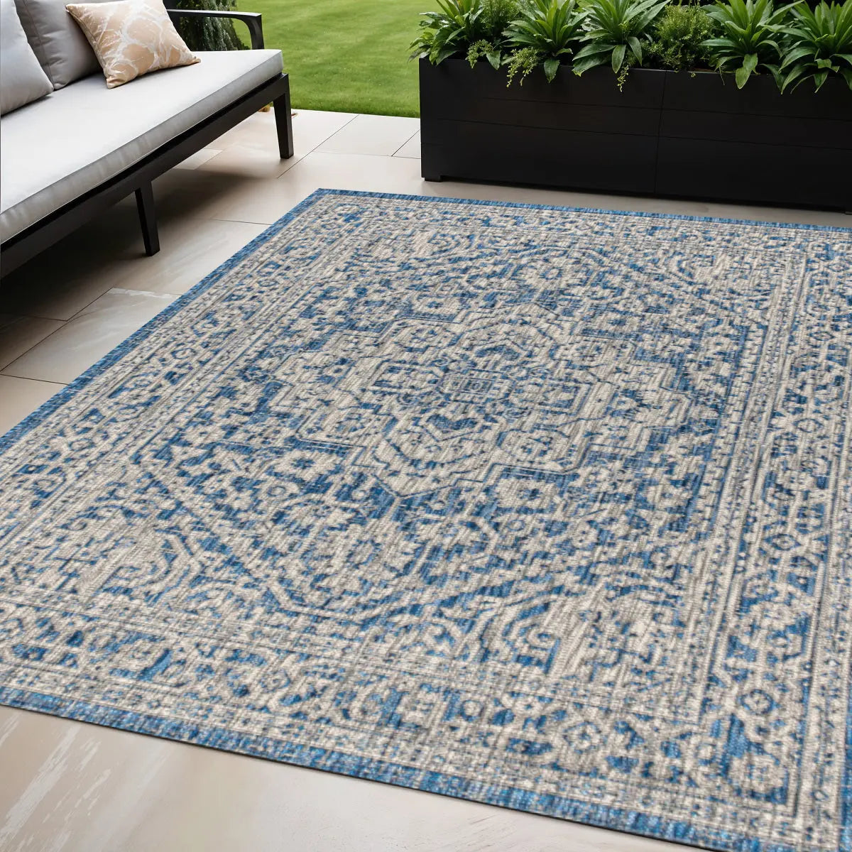 5' X 8' Navy Blue And Gray Medallion Indoor Outdoor Area Rug Homeroots Outdoor
