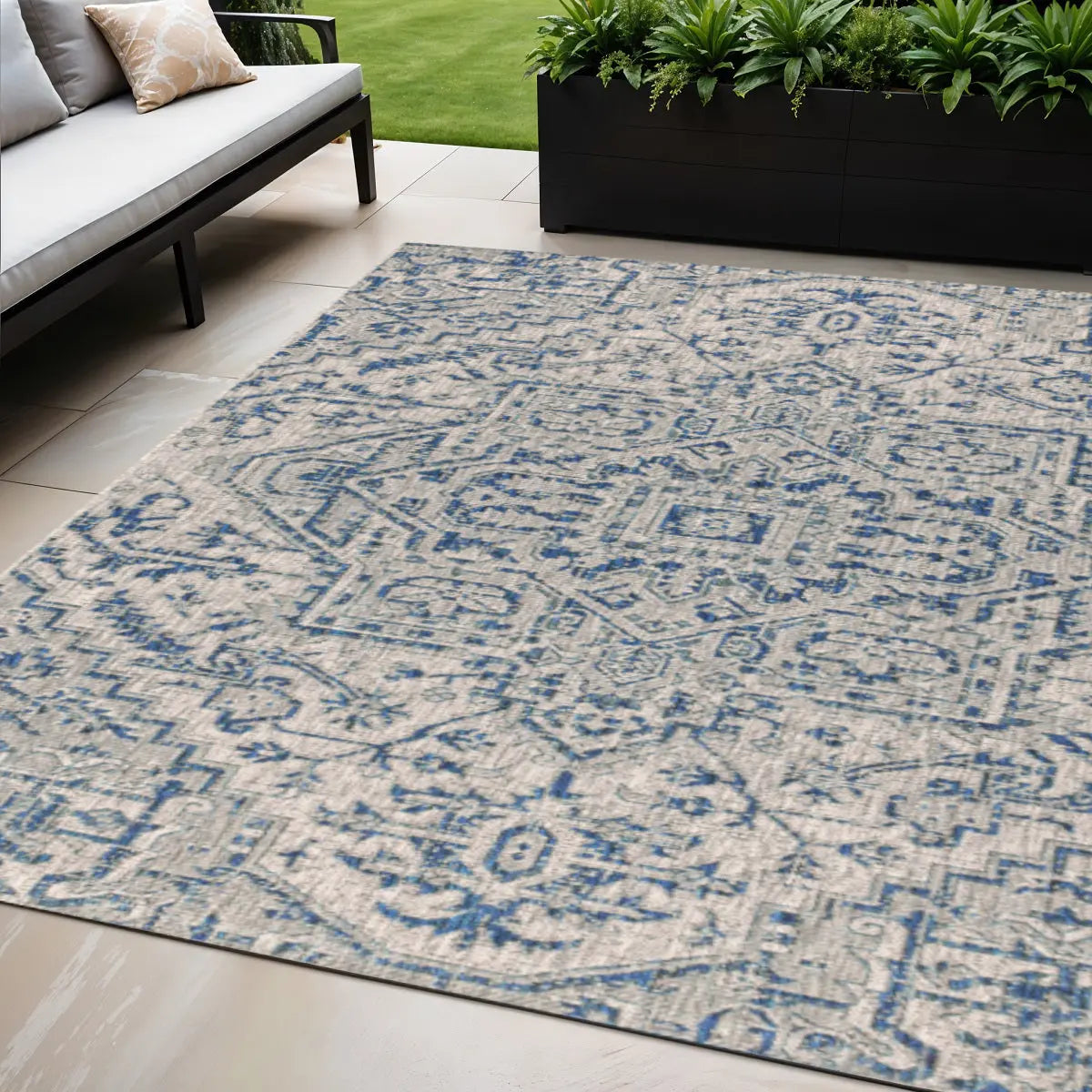5' X 8' Navy Blue And Gray Medallion Indoor Outdoor Area Rug Homeroots Outdoor