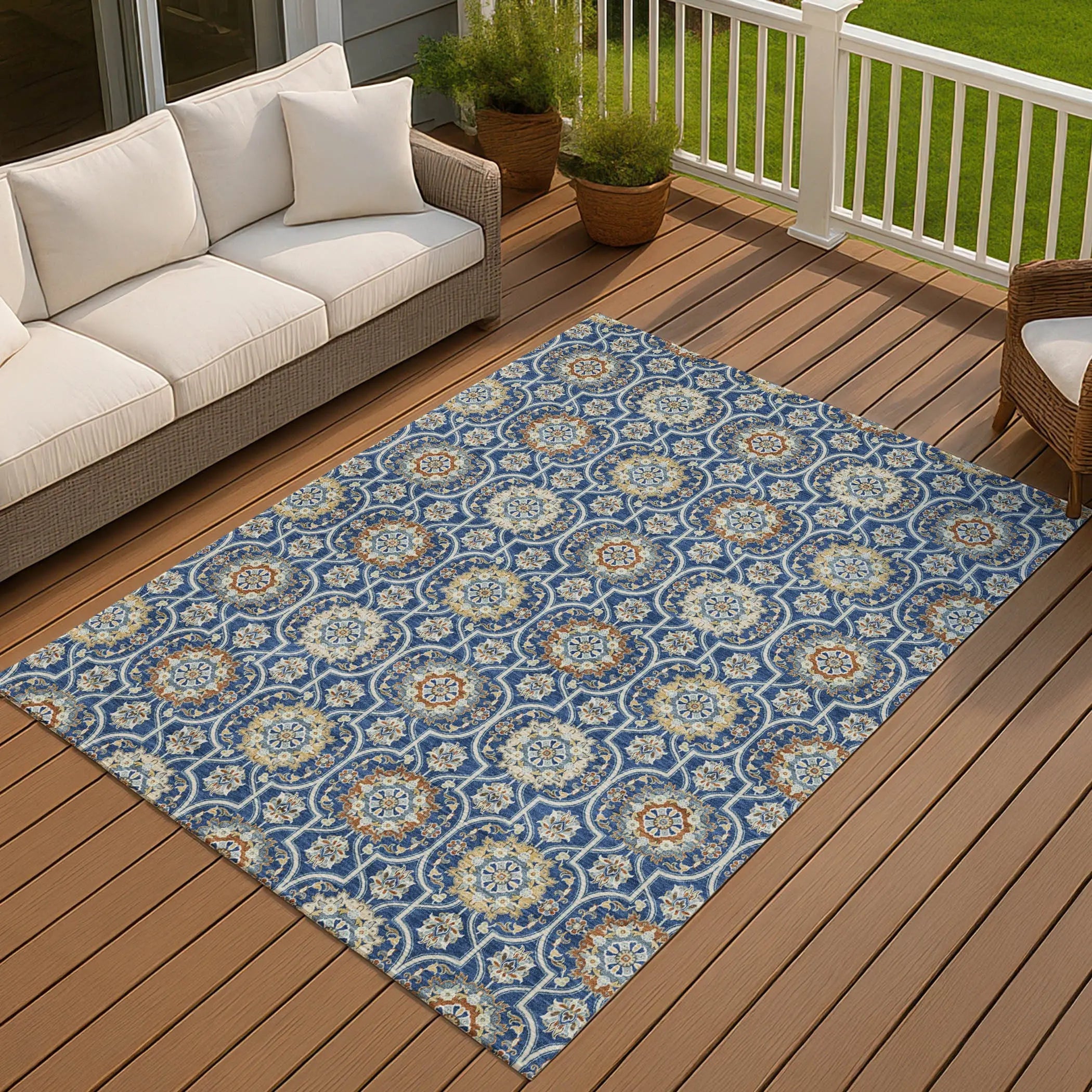 5' X 8' Navy Blue And Ivory Floral Medallion Washable Indoor Outdoor Area Rug Homeroots Outdoor