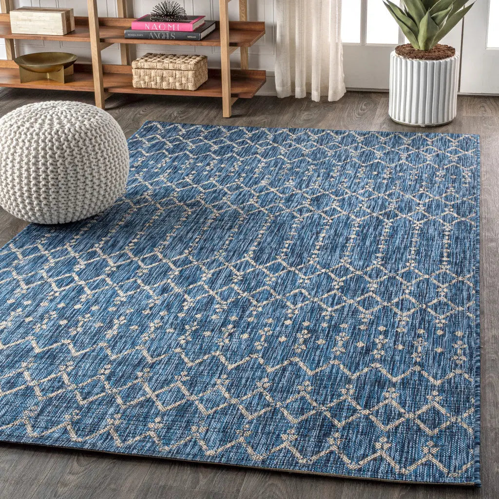 5' X 8' Navy Blue And Light Gray Trellis Indoor Outdoor Area Rug Homeroots Outdoor