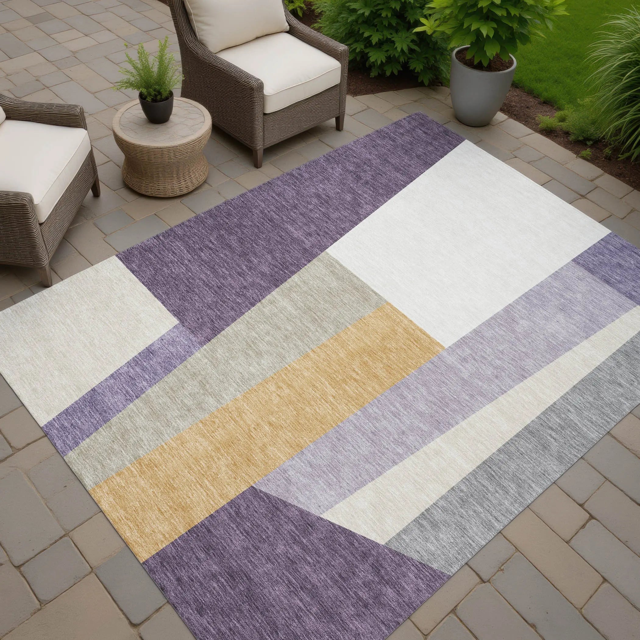5' X 8' Plum And Lavender Geometric Washable Indoor Outdoor Area Rug Homeroots Outdoor