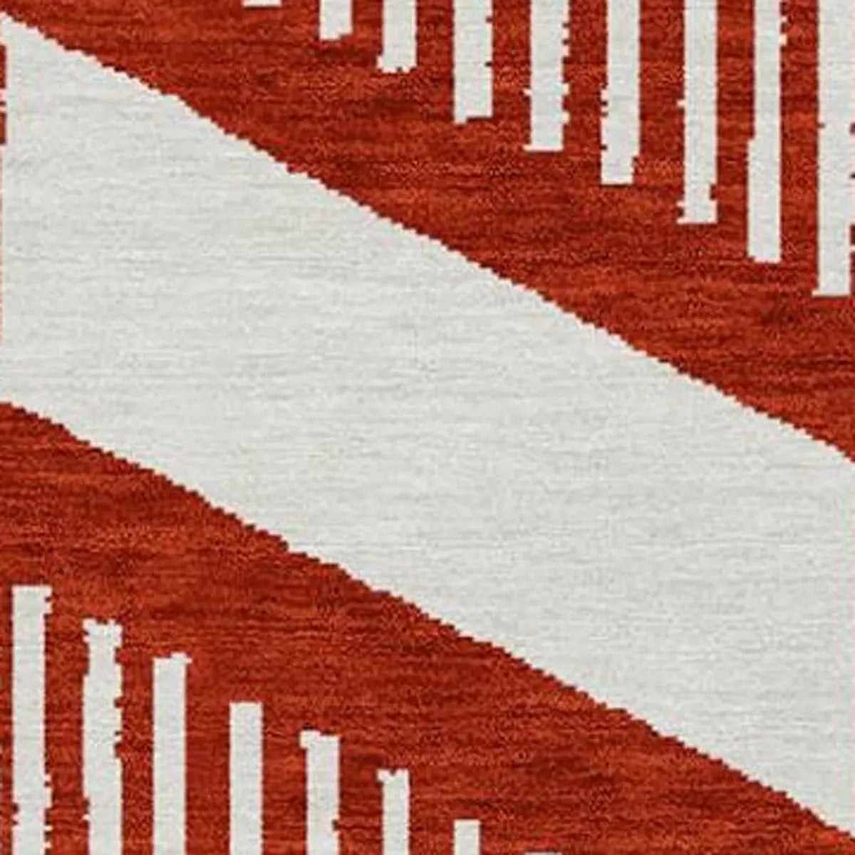 5' X 8' Red And Ivory Geometric Washable Indoor Outdoor Area Rug Homeroots Outdoor
