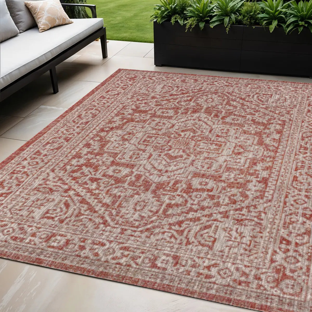5' X 8' Red And Taupe Medallion Indoor Outdoor Area Rug Homeroots Outdoor