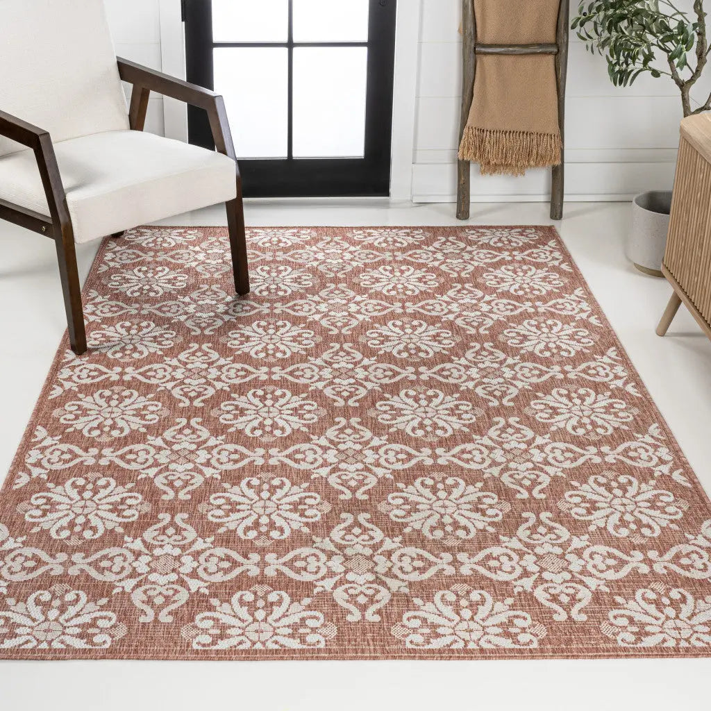 5' X 8' Salmon And Cream Floral Indoor Outdoor Area Rug Homeroots Outdoor