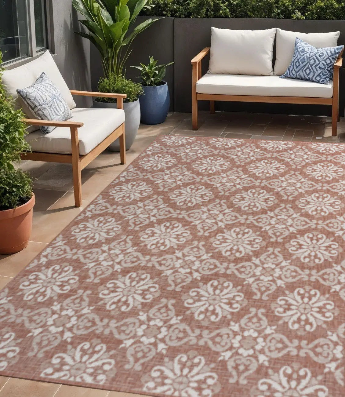 5' X 8' Salmon And Cream Floral Indoor Outdoor Area Rug Homeroots Outdoor