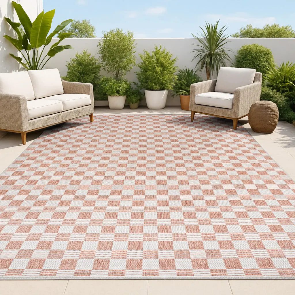 5' X 8' Salmon And Cream Geometric Indoor Outdoor Area Rug - GreatEagleInc