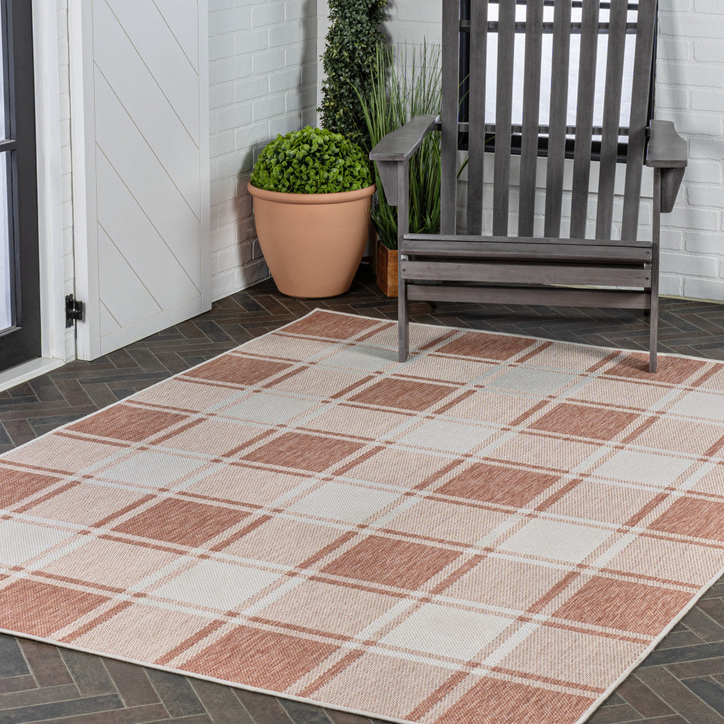 5' X 8' Salmon And Cream Gingham Indoor Outdoor Area Rug - GreatEagleInc