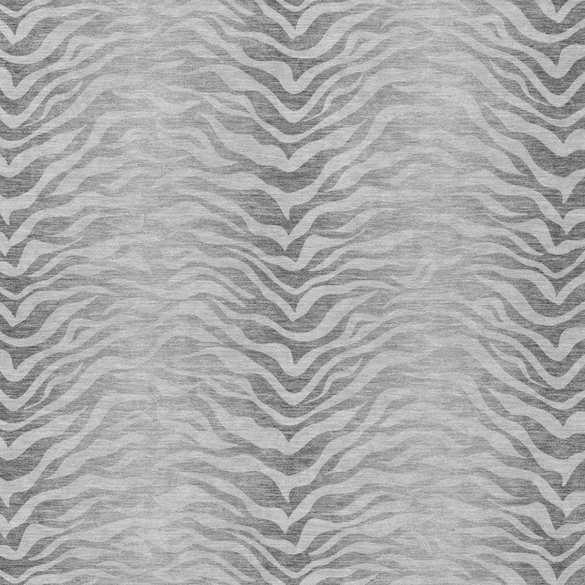 5' X 8' Silver And Gray Animal Print Washable Indoor Outdoor Area Rug Homeroots Outdoor