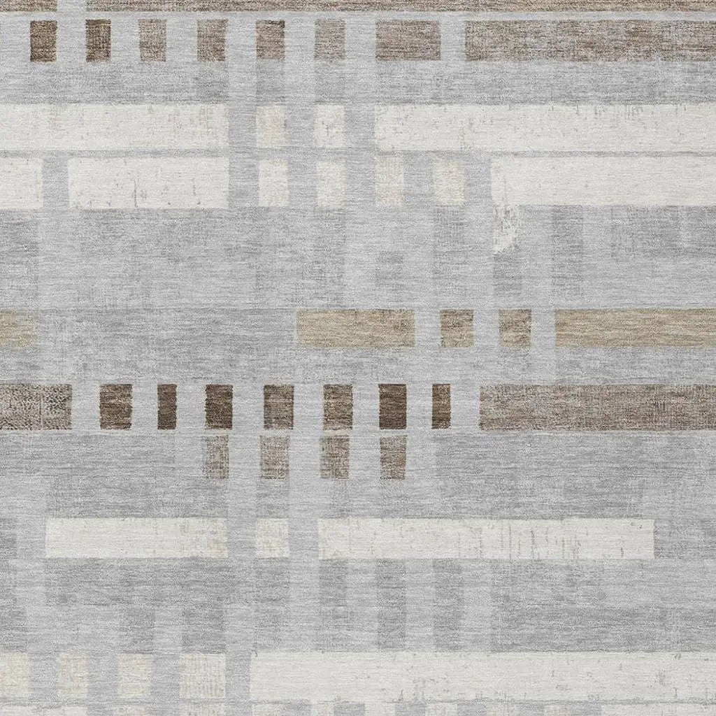 5' X 8' Silver And Gray Striped Washable Indoor Outdoor Area Rug Homeroots Outdoor