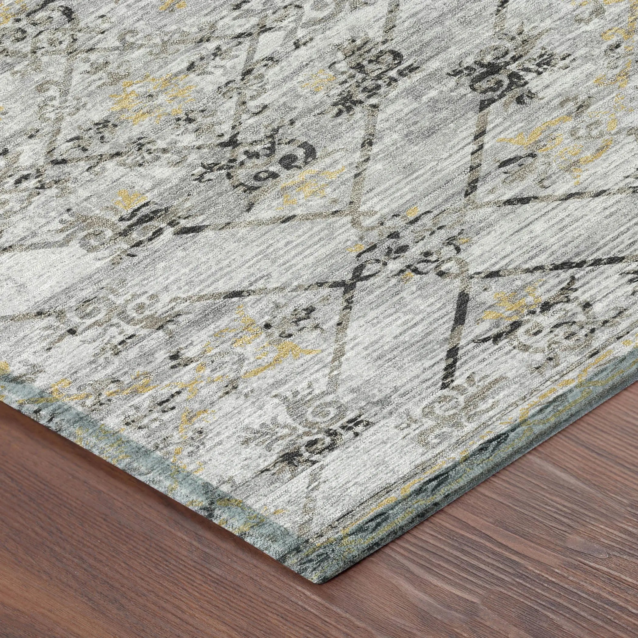 5' X 8' Silver And Ivory Geometric Washable Indoor Outdoor Area Rug Homeroots Outdoor