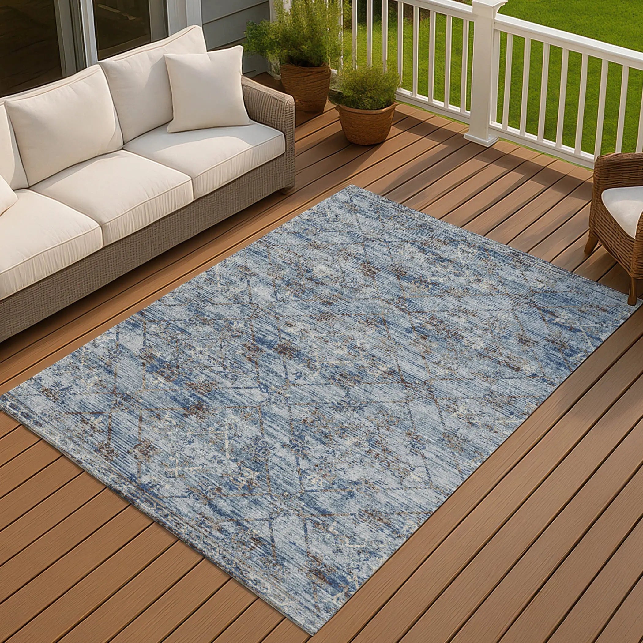 5' X 8' Sky Blue And Ivory Geometric Washable Indoor Outdoor Area Rug Homeroots Outdoor