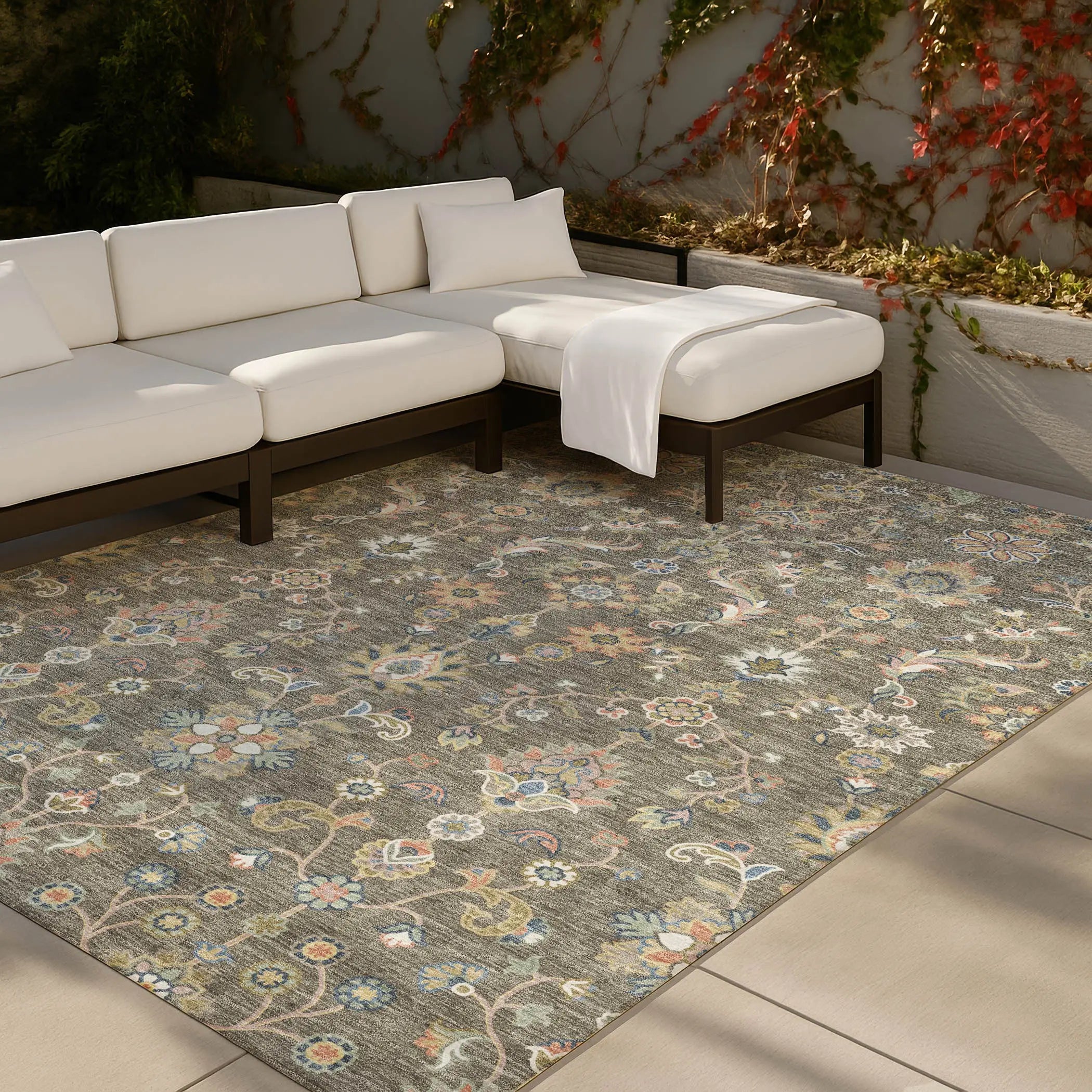 5' X 8' Taupe And Denim Blue Abstract Washable Indoor Outdoor Area Rug Homeroots Outdoor