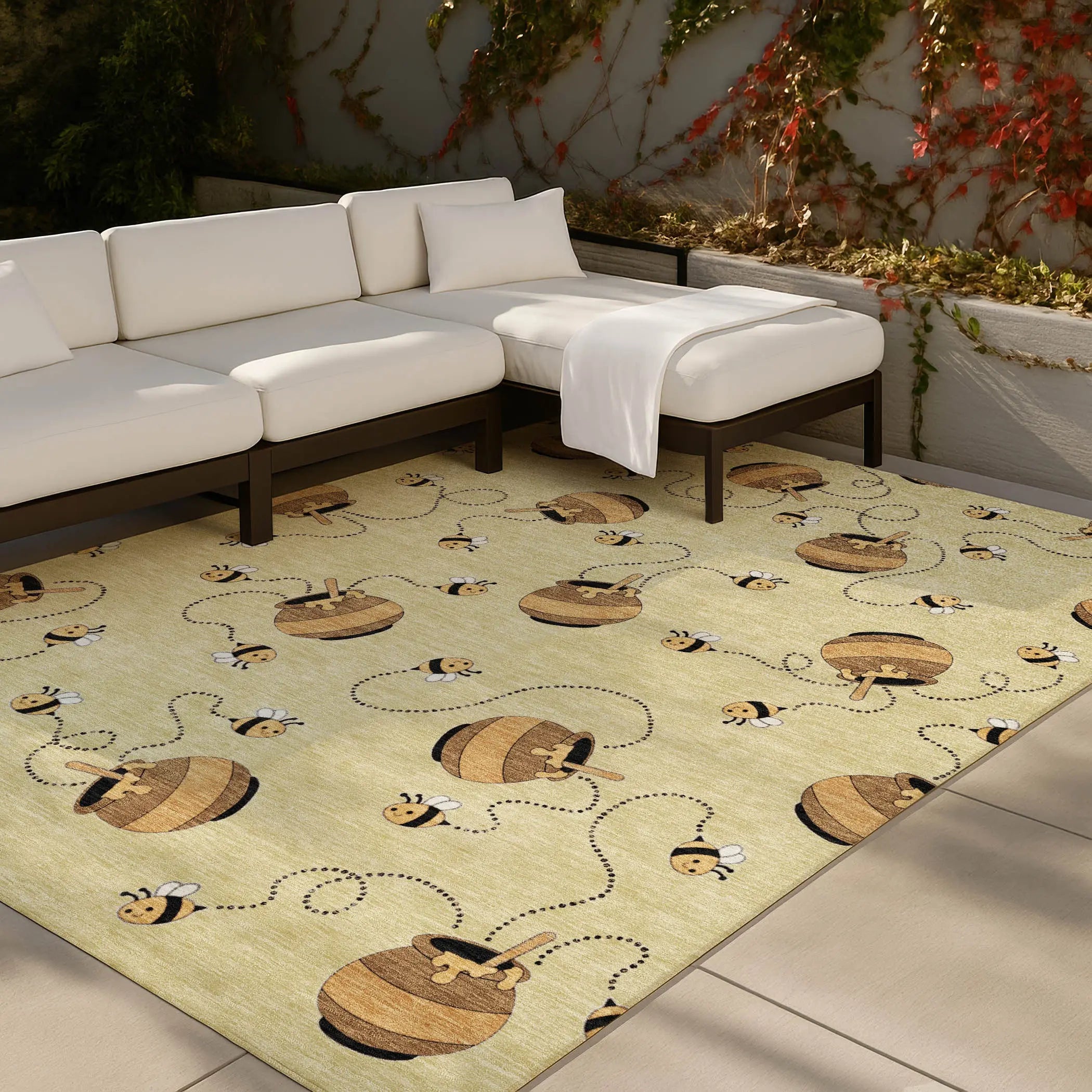 5' X 8' Wheat And Ivory Geometric Washable Indoor Outdoor Area Rug Homeroots Outdoor