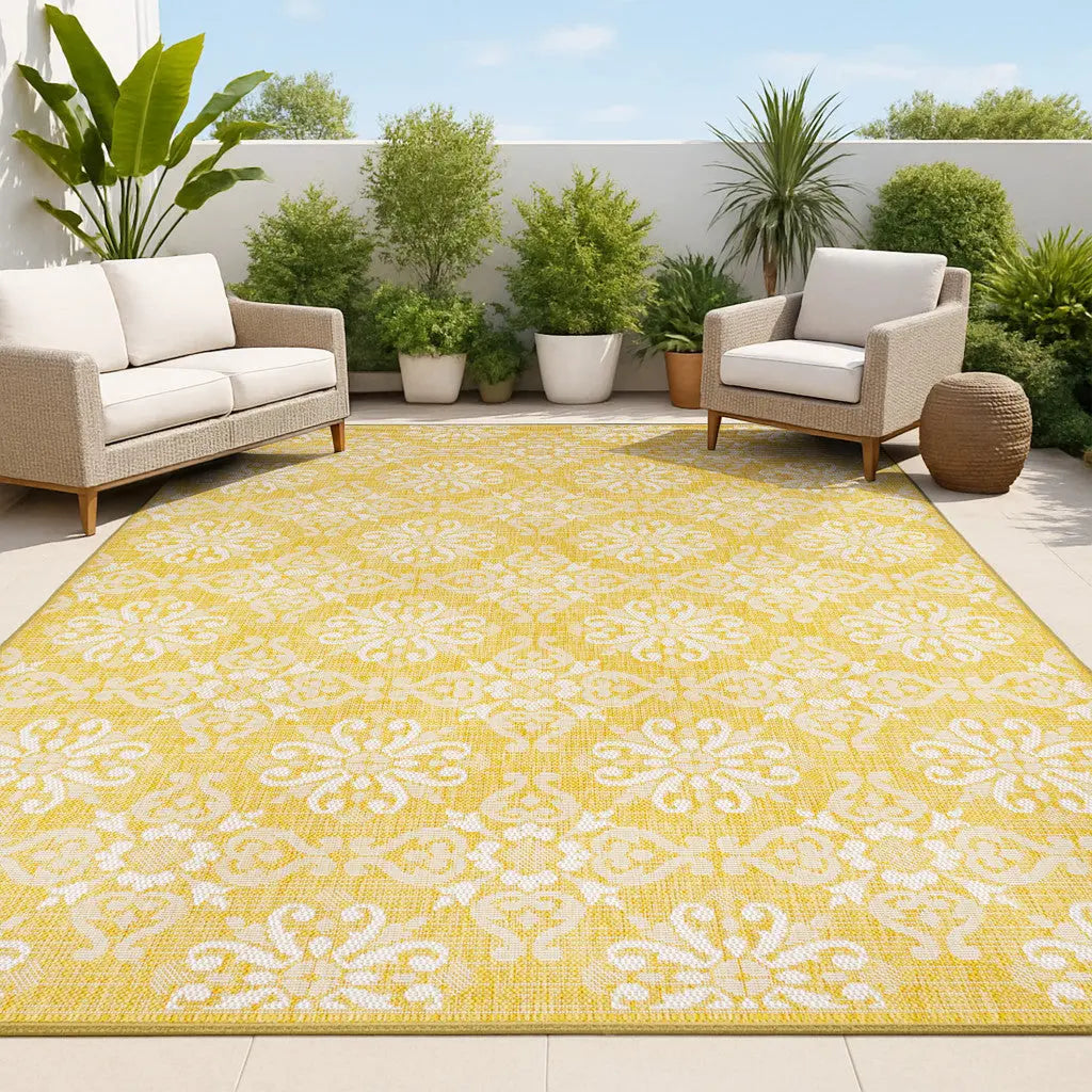 5' X 8' Yellow And Cream Floral Indoor Outdoor Area Rug Homeroots Outdoor