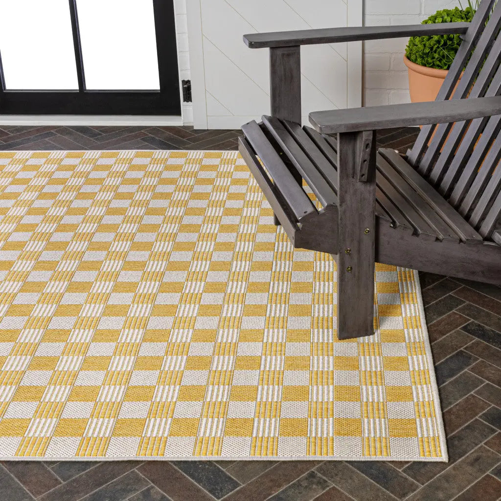 5' X 8' Yellow And Cream Geometric Indoor Outdoor Area Rug Homeroots Outdoor